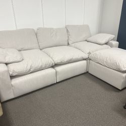 CLOUD Modular 4 Piece Sectional Set