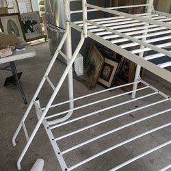 Literas con los colchones twin y full