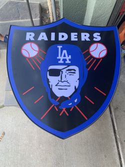 Raider Sign