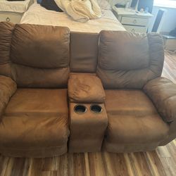 Dual Recliner Sofa With Console