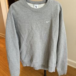 Nike Sweatshirt Men’s Size Medium