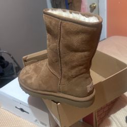 UGG Boots 