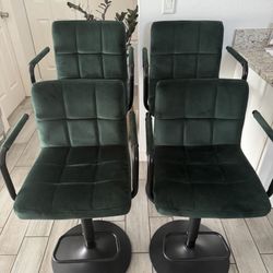 Set 4 Bar Stools 