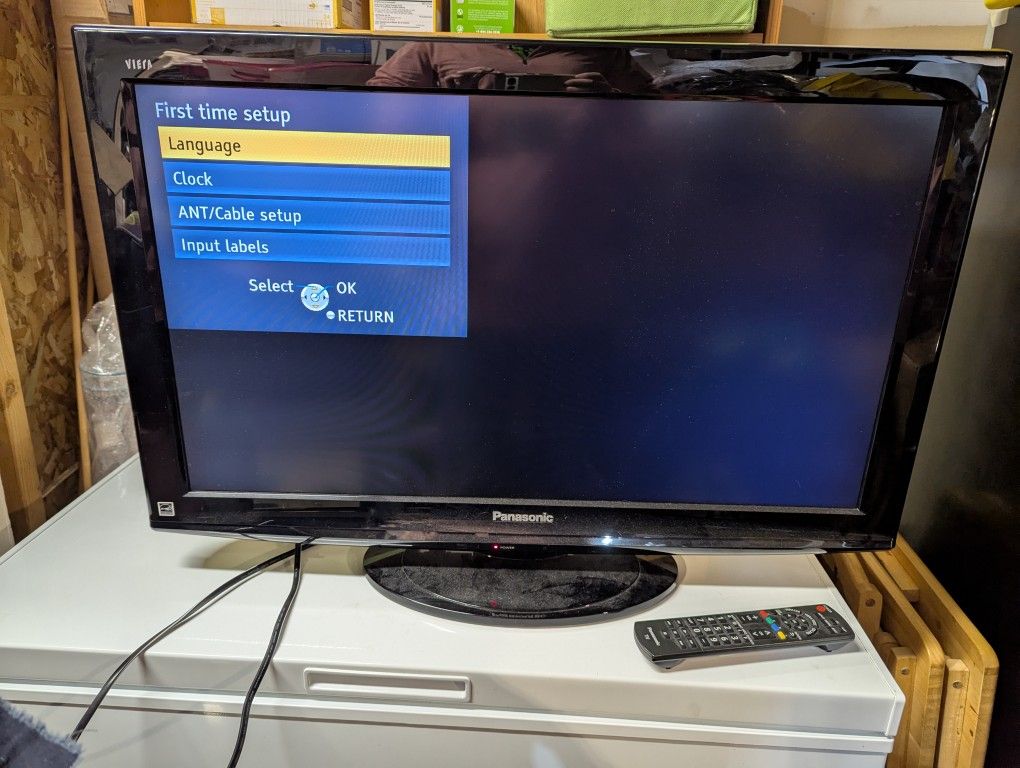 32 Inch Panisonic TV
