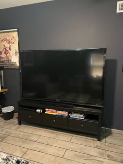 Broken 80” Sharp Aquos TV