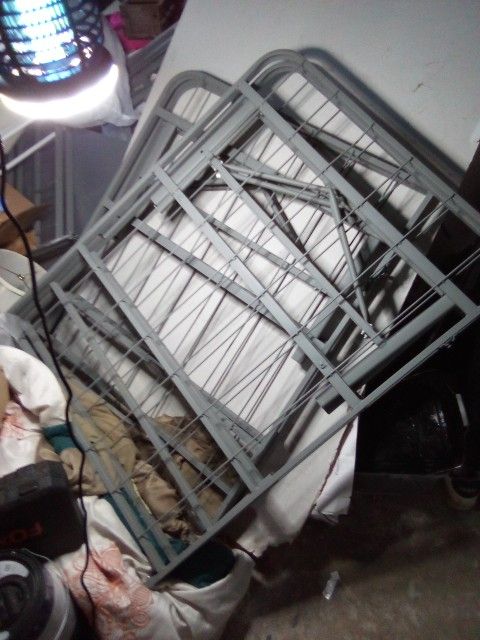 Queen Size New Style Box Spring With Room For Storage Underneath