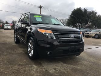 2013 ford explorer. $2000 de entrada. Aceptamos pasaporte
