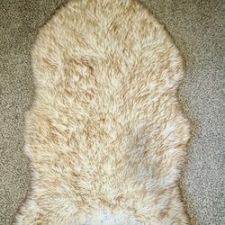 3x5ft faux fur rug