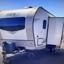 2019 ROCKWOOD MINI LITE 2504S