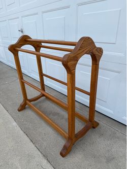 Vintage Oak Quilt Rack / Blanket Ladder – Mission Style, Solid Wood Towel Rack