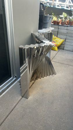 Table base- no top