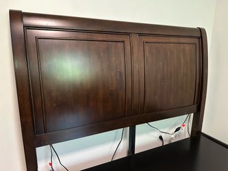 Queen Sleigh storage bed frame with lamp assist