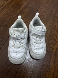 Nike Toddler White Sneakers with Velcro Strap size 8c