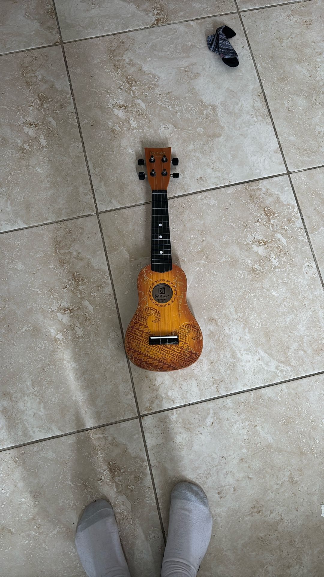4 String Uklayele