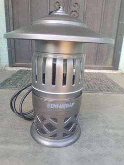 DynaTrap 1/2 acre radius insect and mosquito trap with 6ft cord