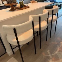 Bar stool (3)