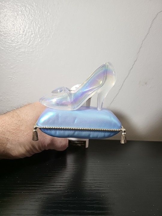 NWT Bath & Body Works Disney Cinderella Slipper Wallflower Light Up (2A)