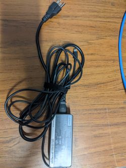 Lenovo 65 Watt USB C Power Adapter 