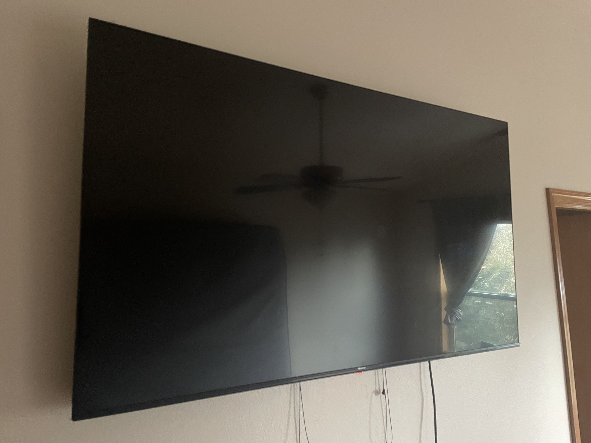 Flat screen 65 Inch Tv 