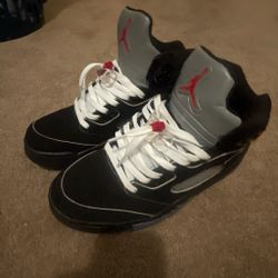 Air Jordan 5 Black Gray Red Sneakers Size 9