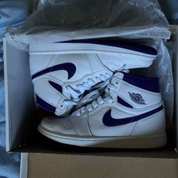 Women’s Nike Air Jordan 1 High White/Court Purple (6W) 