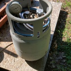  Oil purge tank