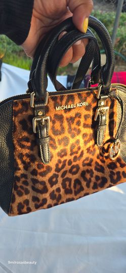 Michal kors leopard print bag