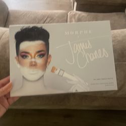 James Charles Make Up Palette