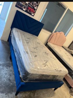 Twin pillow top mattress