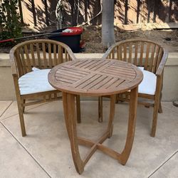 Free Outdoor Table And Chair Set