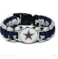 Brand new paracord bracelet