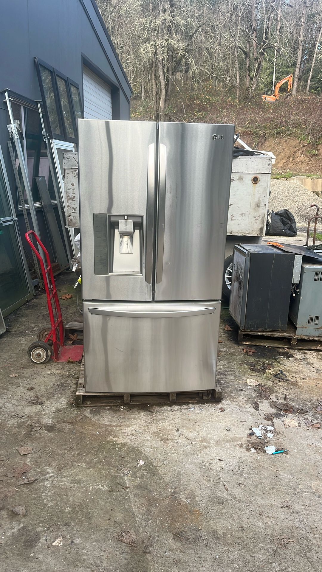 Refrigerator $50 not working