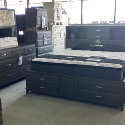 Caitbrook 4pc King Storage Bed Set