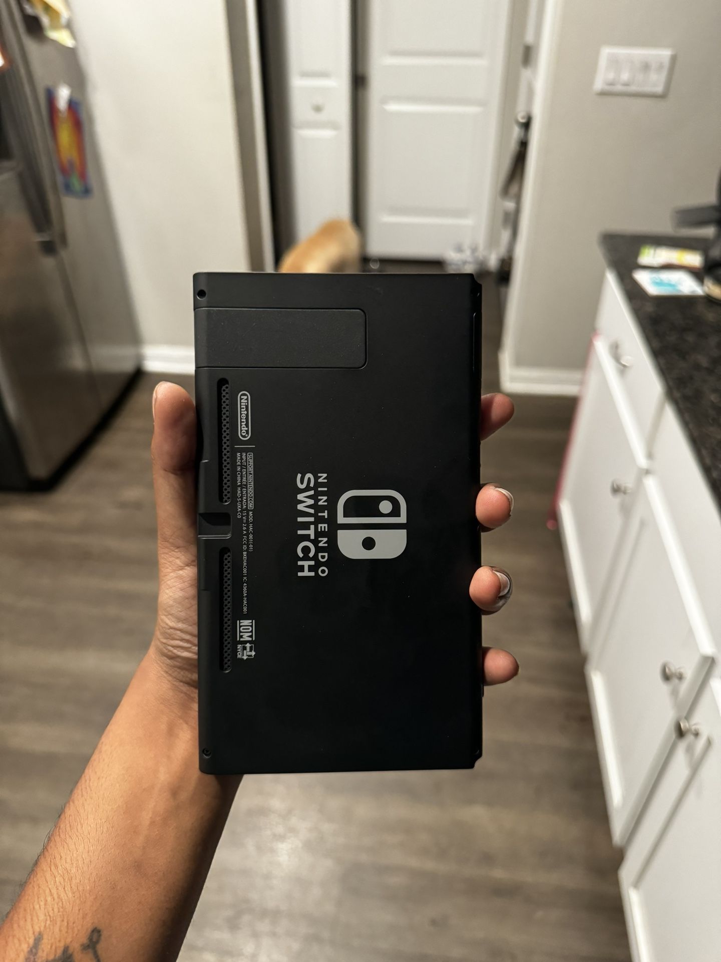 NINTENDO SWITCH - (NEW)