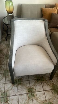 Set of 2 crate and barrel chairs
