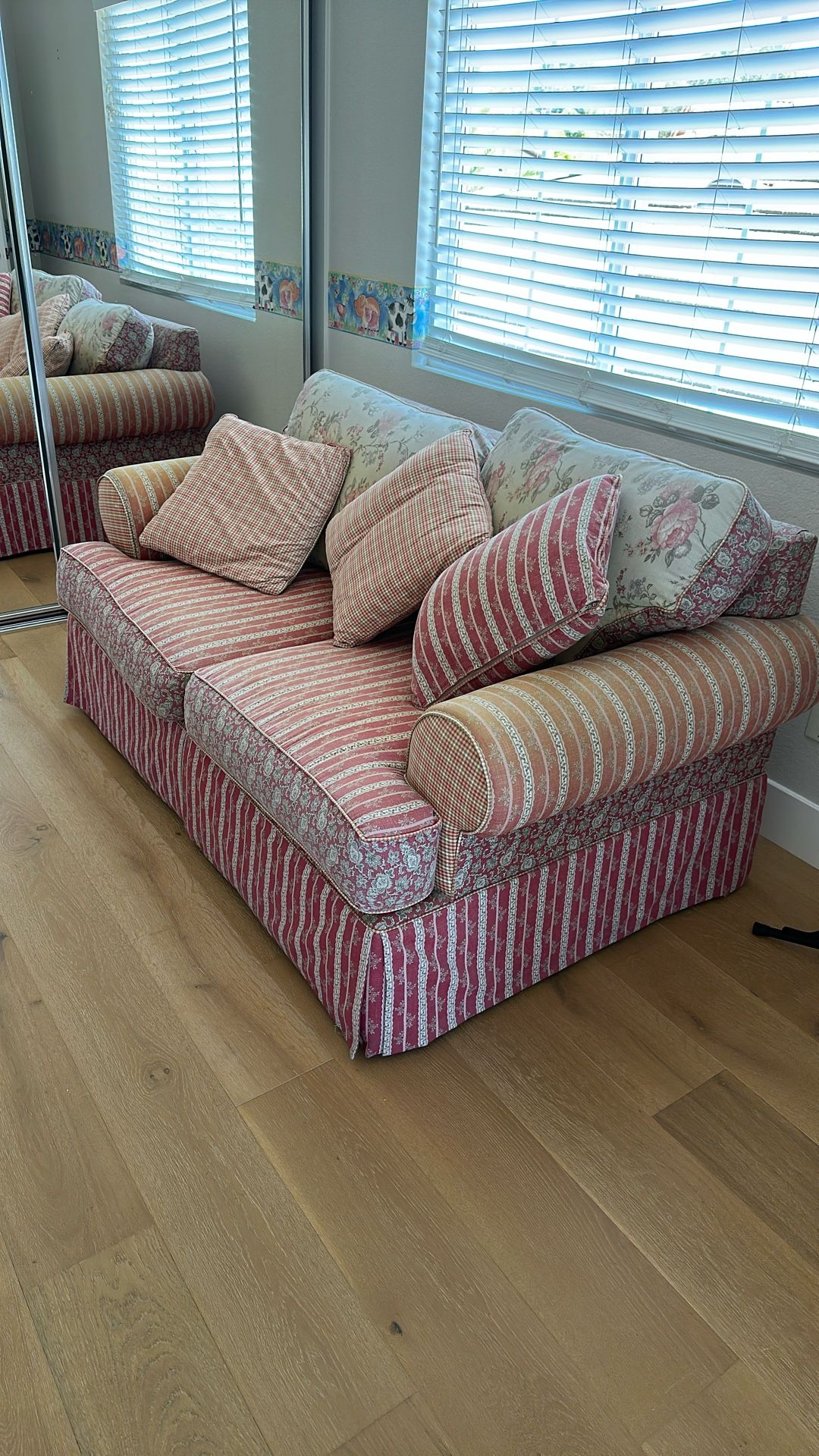 Couch Free