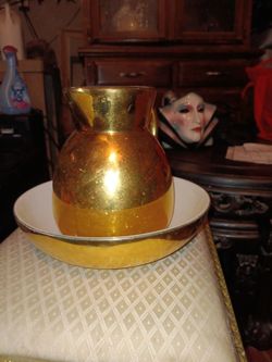 22 karat golden glo  hall pitcher and bowl