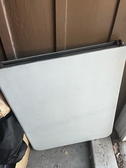 6 ft foldable table