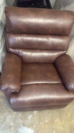 Recliner sofas