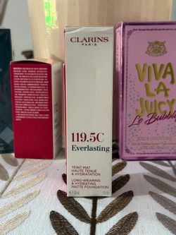 ✨ Perfumes y Maquillaje Original – Nuevos y Sellados ✨