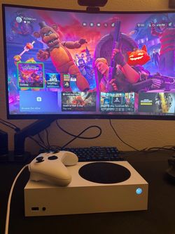 Xbox Series S 512GB – White – Original Controller – Great Condition