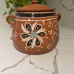 Clay Pot 