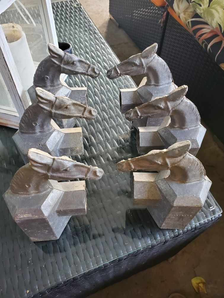 Fence CAPS Horseheads