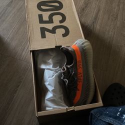 Yeezy 350 Beluga