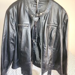 BRAND NEW 3XL WOMEN'S NEW LOOK FAUX LEATHER JACKET