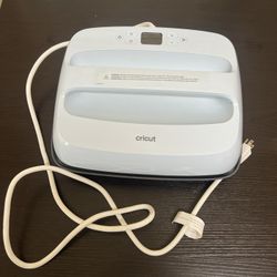 Cricut Easy press 3