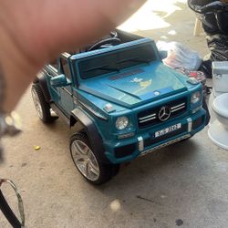 Toodlet Mercedes Toy Car 