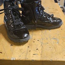 Little Girls Black Patent Leathet Boots 