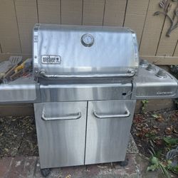 BBQ  Genesis Includes  Tank.