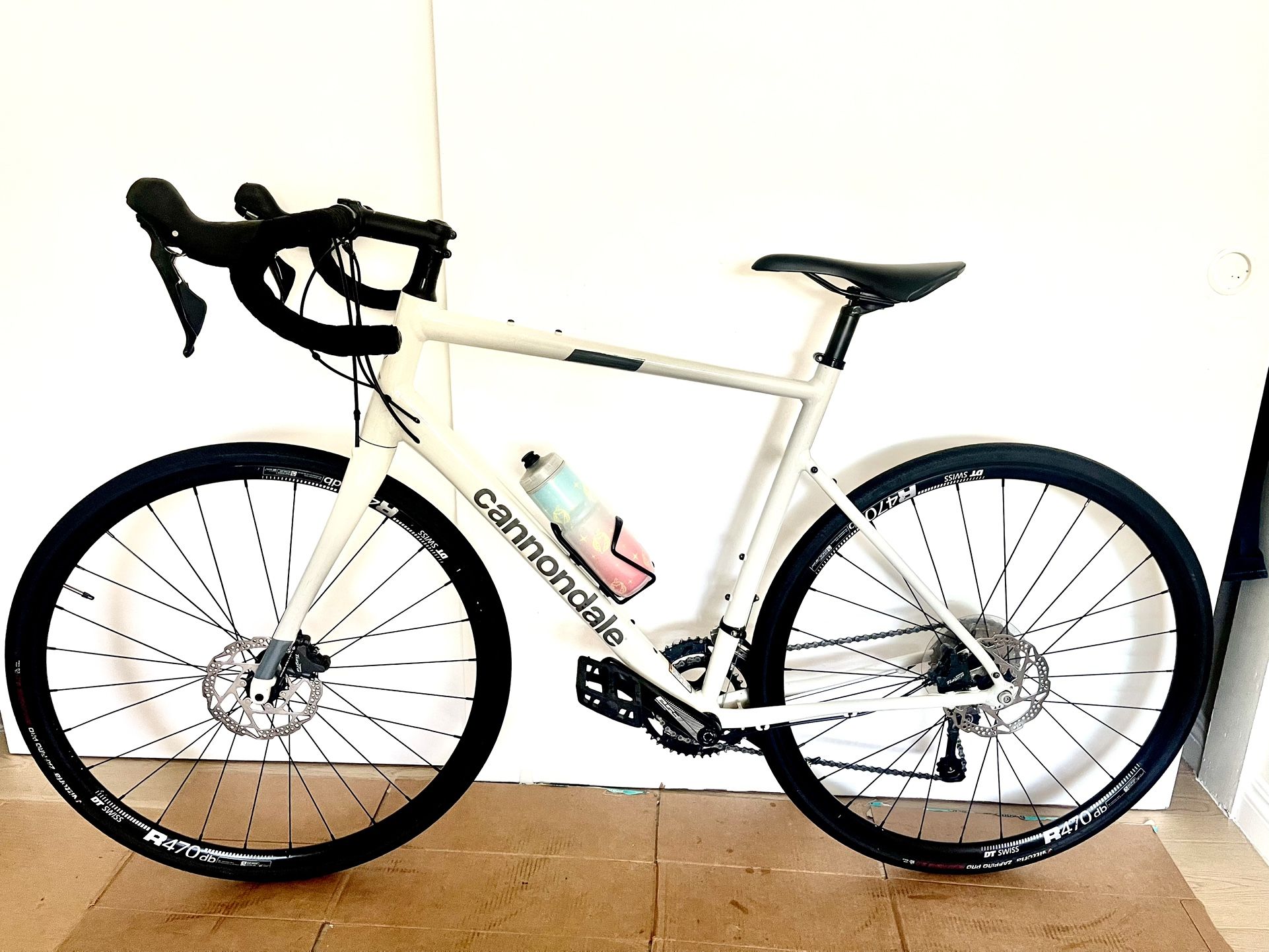 Road Bike Cannondale Synapse